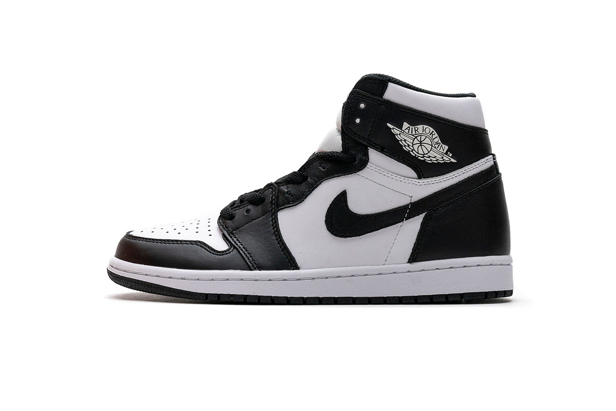 Jordan 1 Retro Black White - Icy Clothes Ro