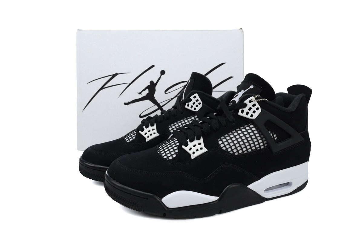 Jordan 4 Retro White Thunder