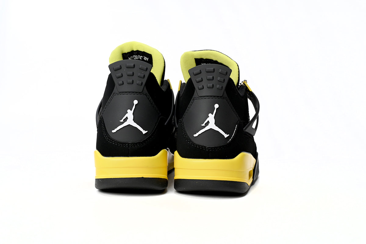 Jordan 4 Retro Thunder - Icy Clothes Ro
