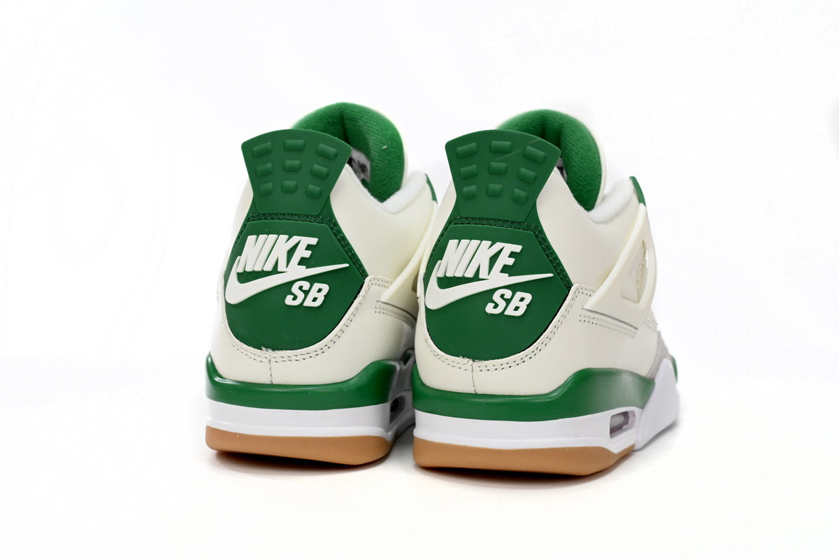 Jordan 4 Retro SB Pine Green - Icy Clothes Ro