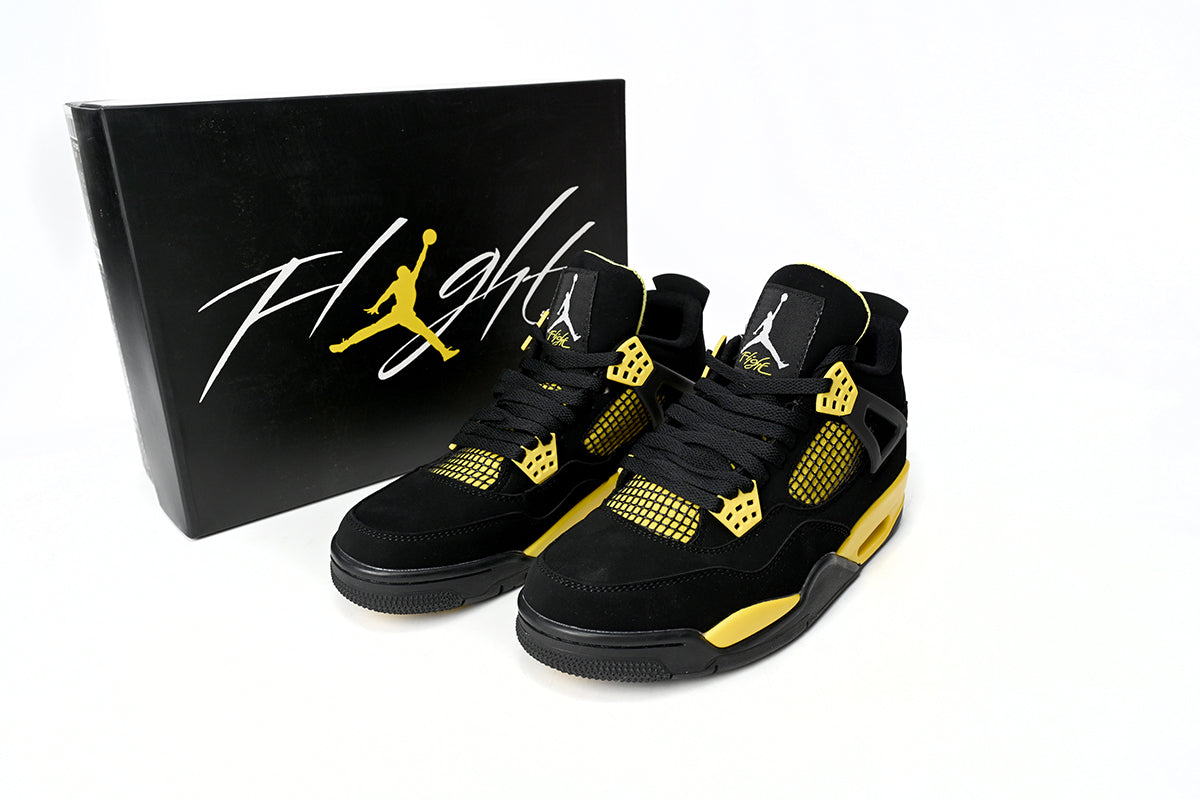 Jordan 4 Retro Thunder - Icy Clothes Ro