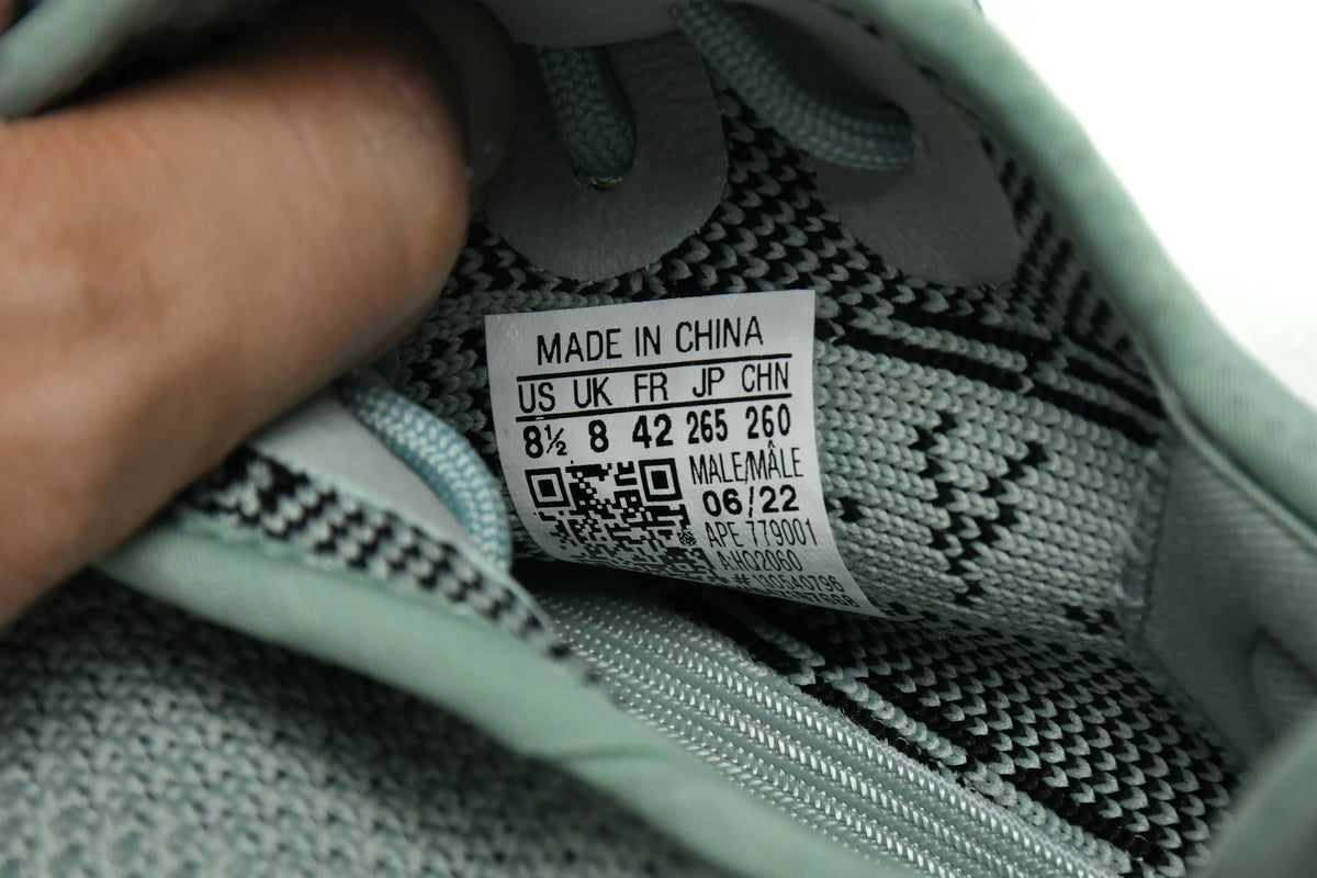 Yeezy 350 V2 Salt