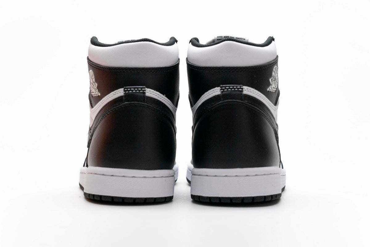 Jordan 1 Retro Black White - Icy Clothes Ro