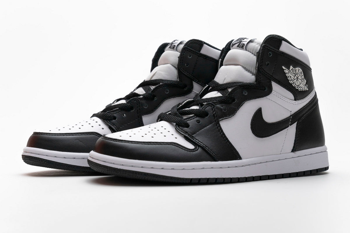 Jordan 1 Retro Black White - Icy Clothes Ro