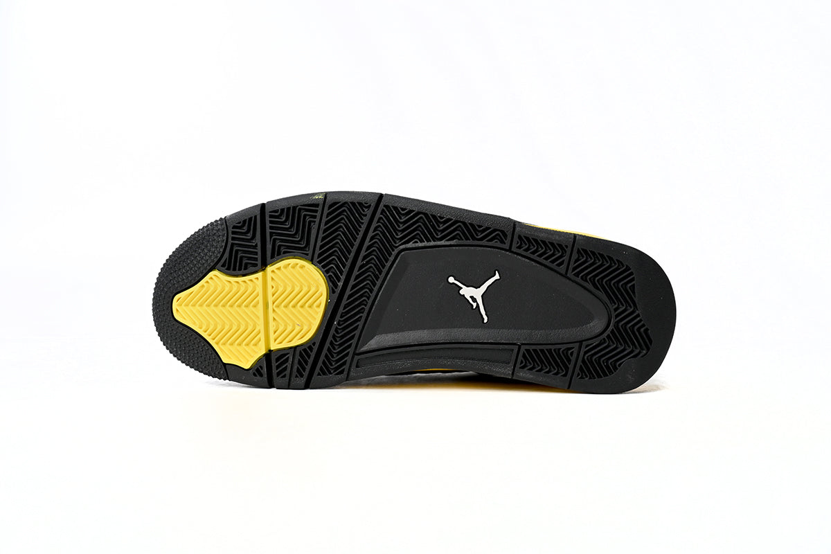 Jordan 4 Retro Thunder - Icy Clothes Ro