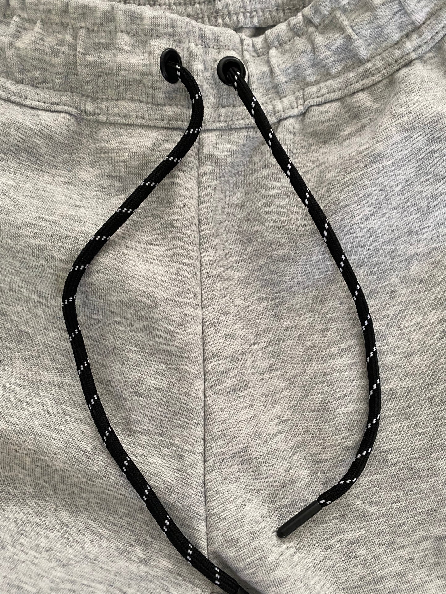 Nike Tech Fleece Grey - Icy Clothes Ro
