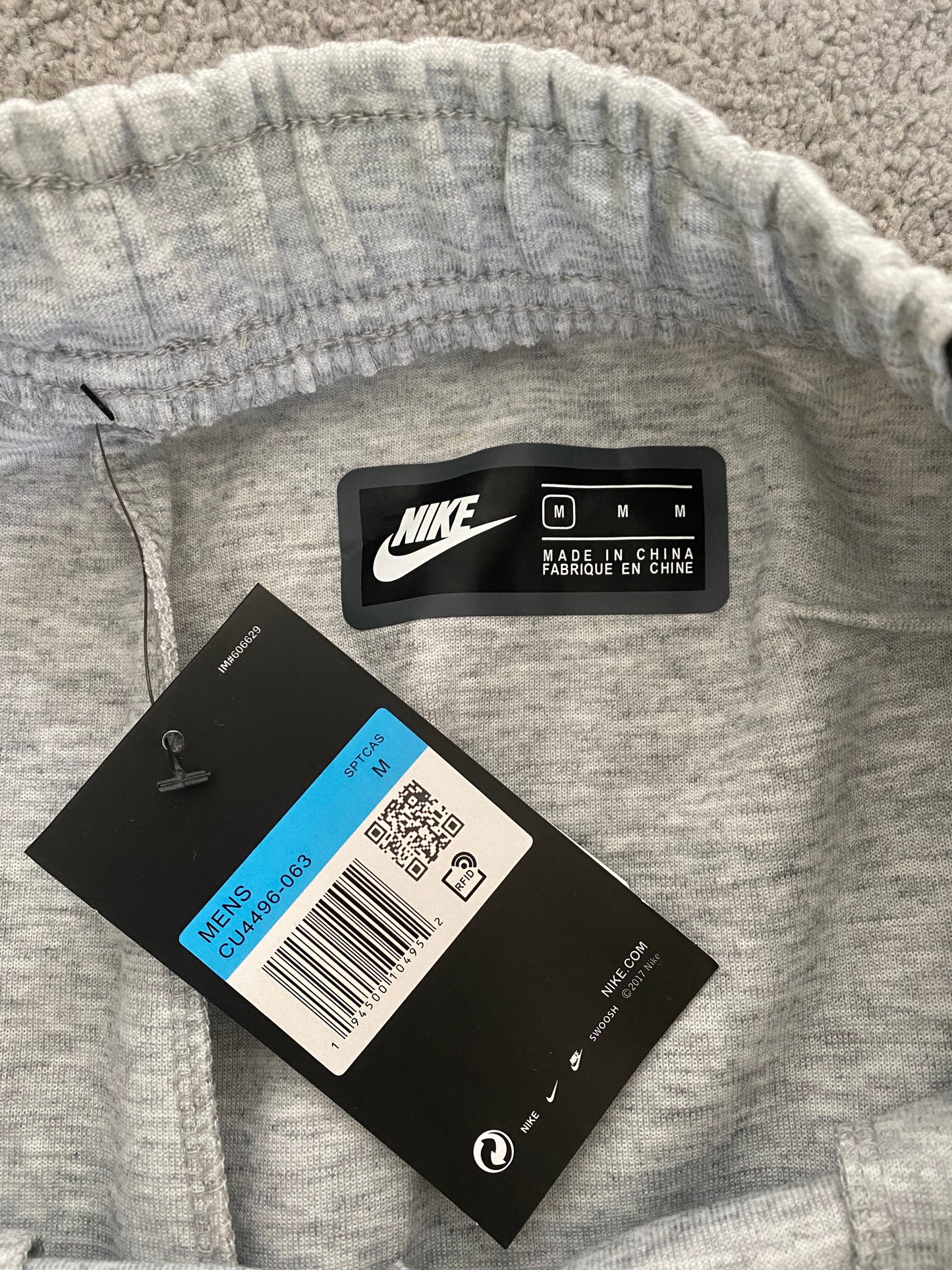 Nike Tech Fleece Grey - Icy Clothes Ro