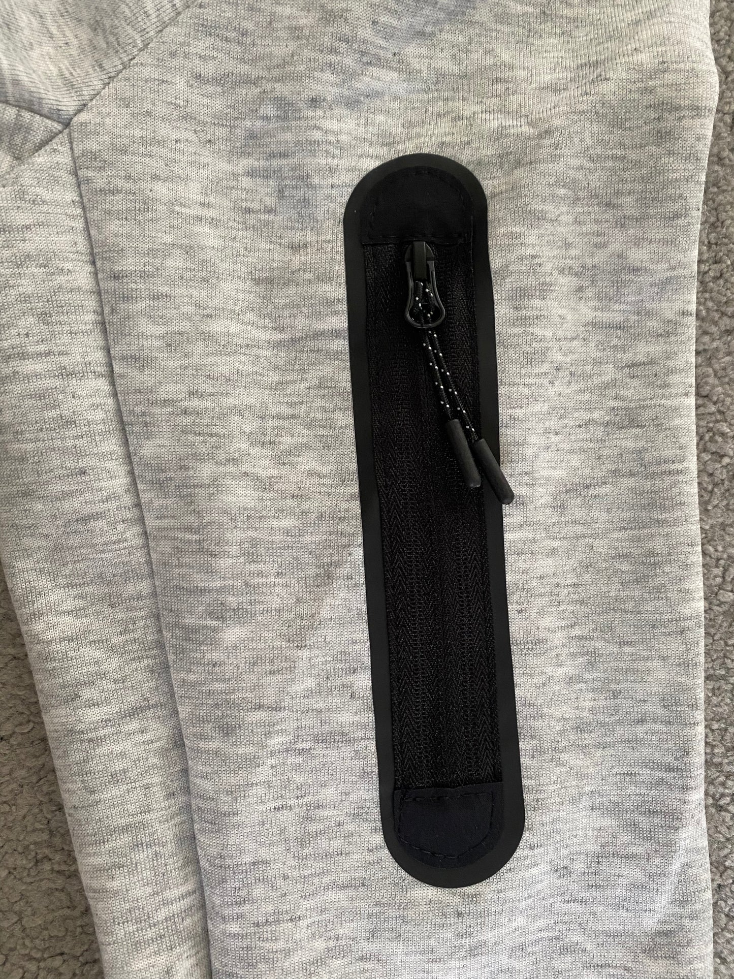 Nike Tech Fleece Grey - Icy Clothes Ro
