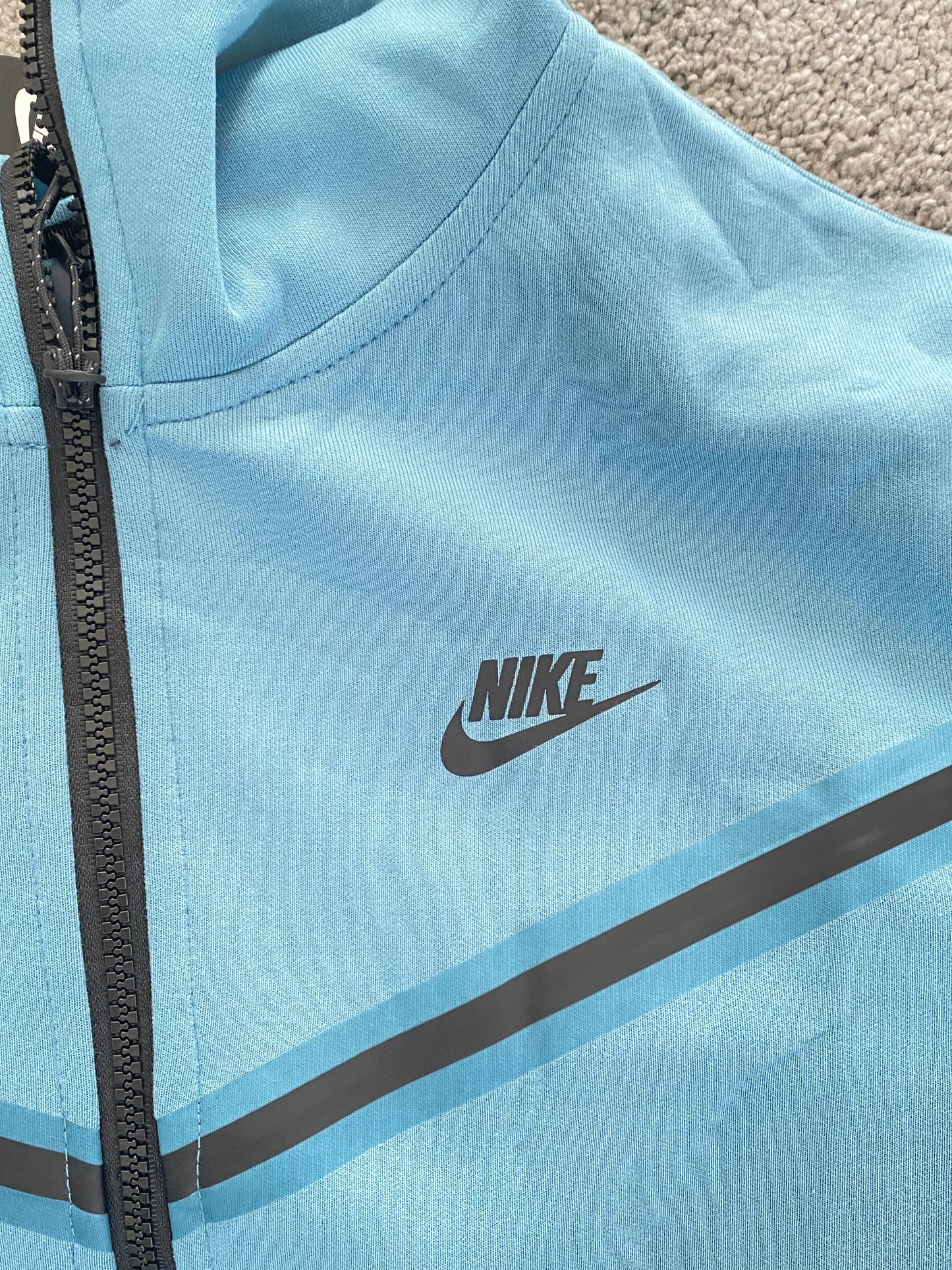 Nike Tech Fleece Turqoise - Icy Clothes Ro