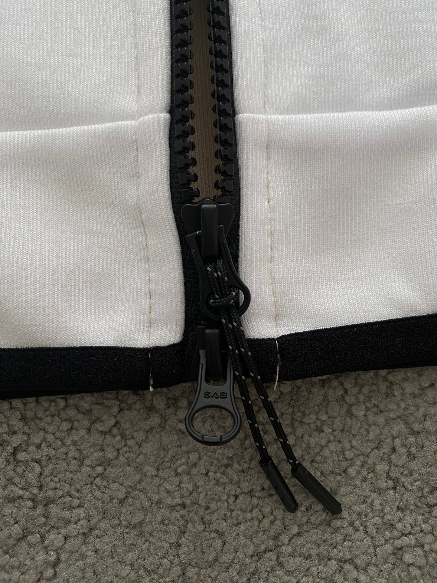 Nike Tech Fleece Cream/White - Icy Clothes Ro