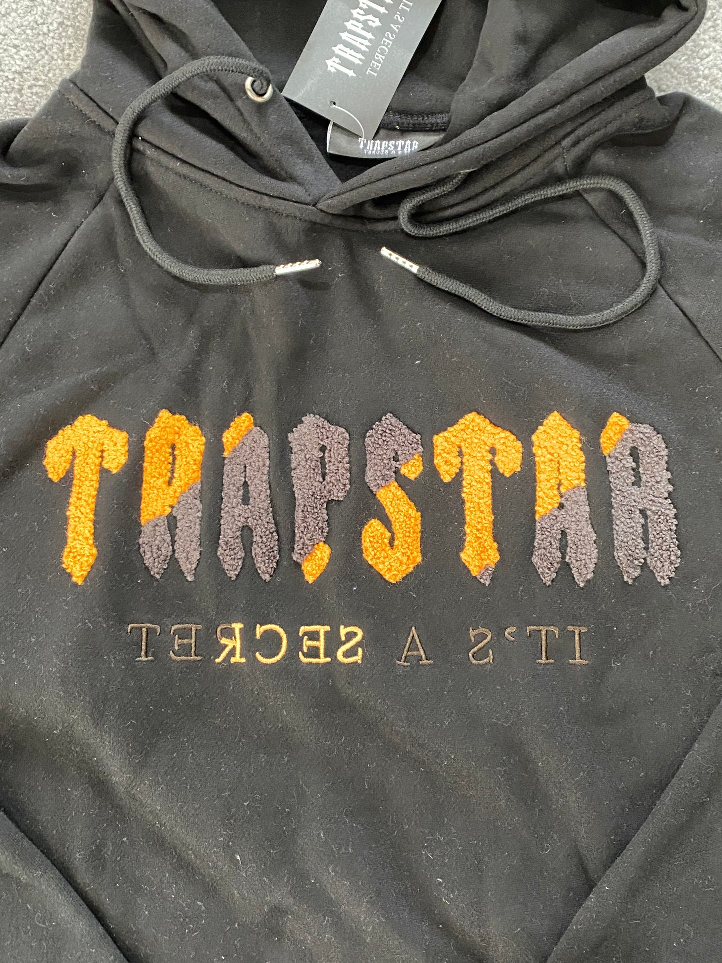 Trapstar Tracksuit Orange/Grey (Defect scris, vizibil in poza) - Icy Clothes Ro