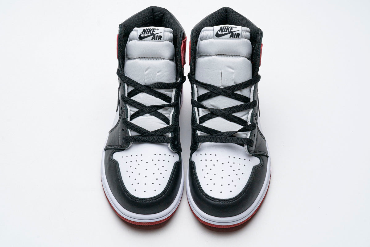 Jordan 1 Retro High Black Toe - Icy Clothes Ro